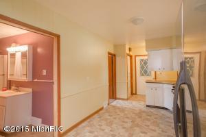 202 Brown St, Belding, MI 48809 photo 15