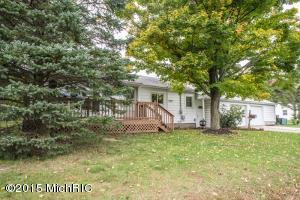 202 Brown St, Belding, MI 48809 photo 1