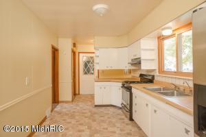202 Brown St, Belding, MI 48809 photo 16