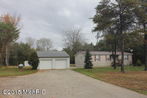 7783 E 56th St, Newaygo, MI 49337 photo 1