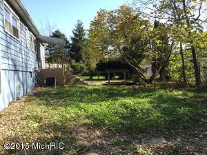 1012 Pine St, Niles, MI 49120 photo 2