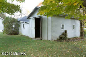 413 Hicks Ave, Plainwell, MI 49080 photo 26
