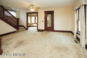 413 Hicks Ave, Plainwell, MI 49080 photo 5