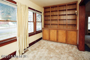 413 Hicks Ave, Plainwell, MI 49080 photo 9