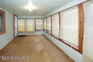 413 Hicks Ave, Plainwell, MI 49080 photo 18