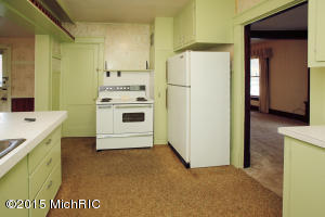 413 Hicks Ave, Plainwell, MI 49080 photo 14