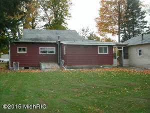 2037 Royal, Mcbride, MI 48852 photo 4