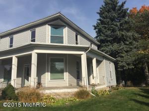 106 Third St, Buchanan, MI 49107 photo 1
