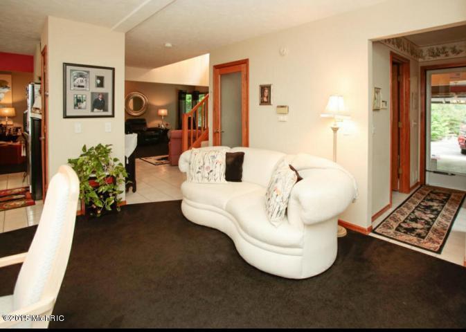 14010 Doster Rd, Plainwell, MI 49080 photo 3