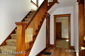 903 James St, Belding, MI 48809 photo 4