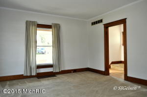 903 James St, Belding, MI 48809 photo 6
