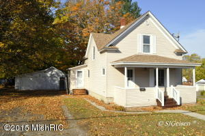 903 James St, Belding, MI 48809 photo 3
