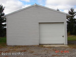 51144 Silver St, Three Rivers, MI 49093 photo 2