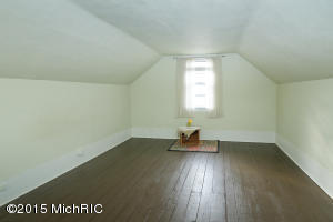 615 S Main St, Plainwell, MI 49080 photo 16