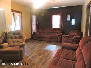 414 S Main St, Reading, MI 49274 photo 4