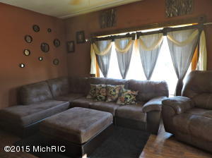414 S Main St, Reading, MI 49274 photo 1