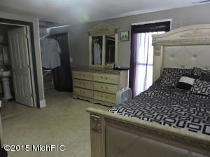 414 S Main St, Reading, MI 49274 photo 14