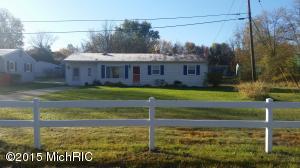 495 Avenue C, Springfield, MI 49037 photo 1