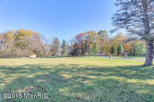 2485 Gee Dr, Lowell, MI 49331 photo 7