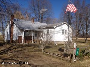 741 110th Ave, Plainwell, MI 49080 photo 1