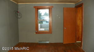 404 Elm St, Marcellus, MI 49067 photo 8