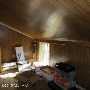 49 S 10th St, Plainwell, MI 49080 photo 9