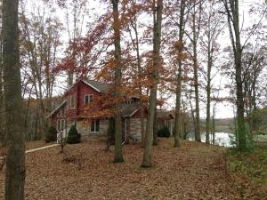 8511 Spring Rd NW, Stanton, MI 48888 photo 3