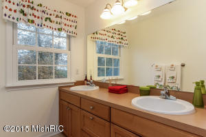 8531 Longleaf Dr SE, Ada, MI 49301 photo 27