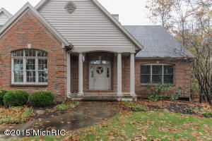 8531 Longleaf Dr SE, Ada, MI 49301 photo 4