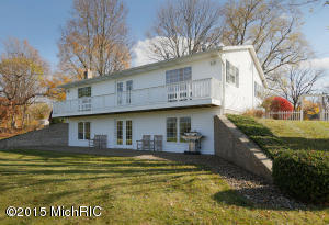 475 Riverside Dr, Constantine, MI 49042 photo 1