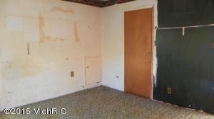387 N Maple St, Marcellus, MI 49067 photo 10
