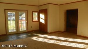 387 N Maple St, Marcellus, MI 49067 photo 5