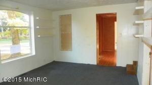 387 N Maple St, Marcellus, MI 49067 photo 7