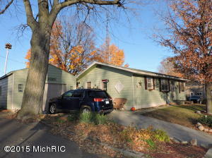 119 Canal St, Colon, MI 49040 photo 2