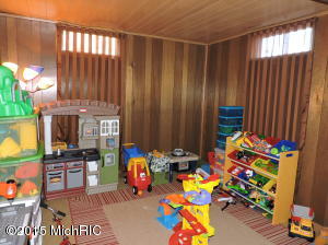 119 Canal St, Colon, MI 49040 photo 20