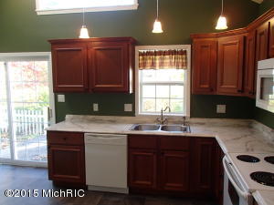 729 E Mansion St, Marshall, MI 49068 photo 5