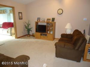 6969 Eric Ave, Jenison, MI 49428 photo 4