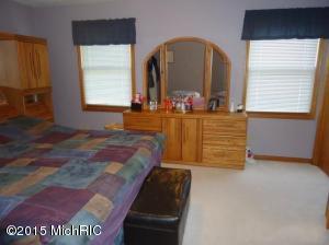6969 Eric Ave, Jenison, MI 49428 photo 5