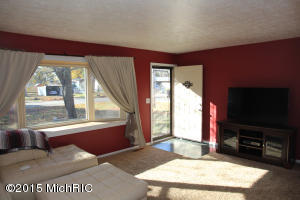 673 E Cass St, Schoolcraft, MI 49087 photo 4