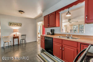 1034 Lowe Dr, Marshall, MI 49068 photo 11