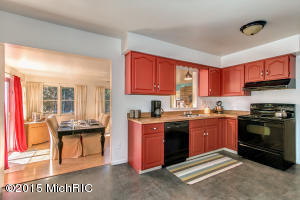 1034 Lowe Dr, Marshall, MI 49068 photo 10