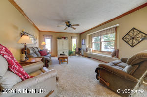 6892 Eric Ave, Jenison, MI 49428 photo 9