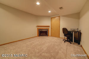 6892 Eric Ave, Jenison, MI 49428 photo 24