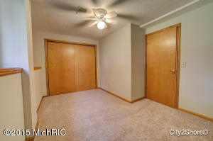 6892 Eric Ave, Jenison, MI 49428 photo 23