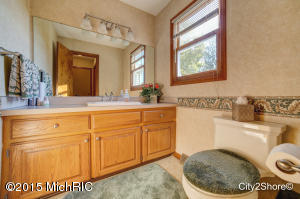 6892 Eric Ave, Jenison, MI 49428 photo 19
