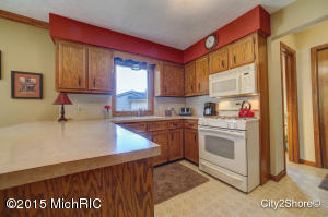 6892 Eric Ave, Jenison, MI 49428 photo 15