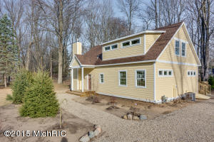 13751 Tamara Ln, Harbert, MI 49115 photo 5
