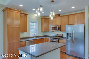 13751 Tamara Ln, Harbert, MI 49115 photo 15