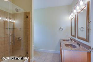 13751 Tamara Ln, Harbert, MI 49115 photo 25