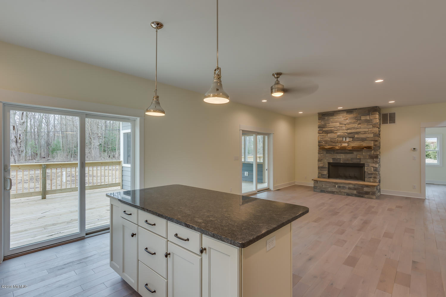 13794 Tamara Ln, Harbert, MI 49115 photo 8